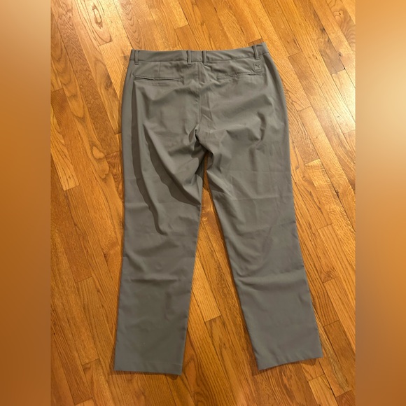 Puma Men's Classic Gray golf pants - Picture 2 of 3